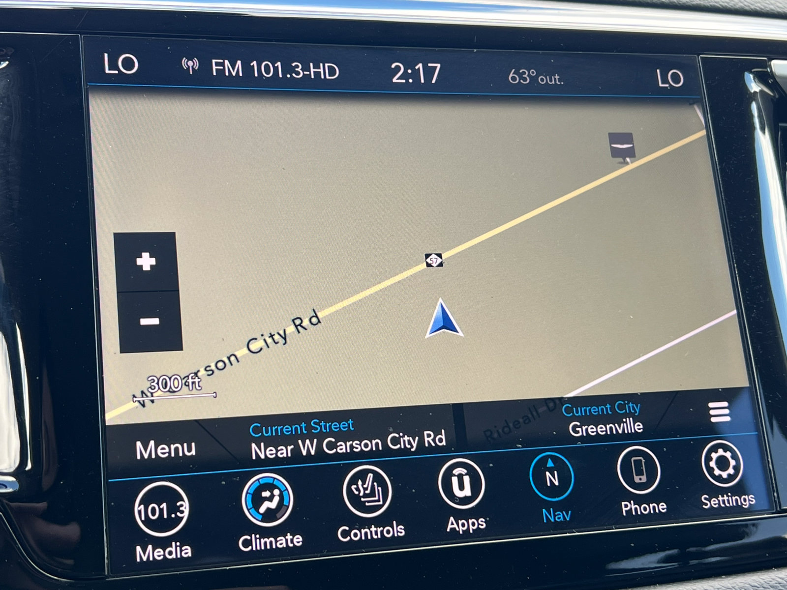 Used 2020 Chrysler Pacifica Touring-L Plus FWD image 28