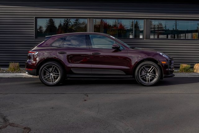 Used 2021 Porsche Macan image 31