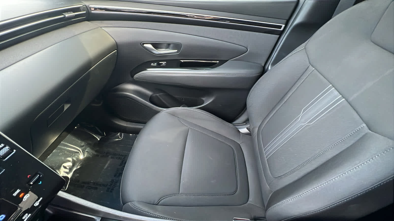 Used 2022 Hyundai Tucson SEL w/ Convenience Package AWD/4WD image 12