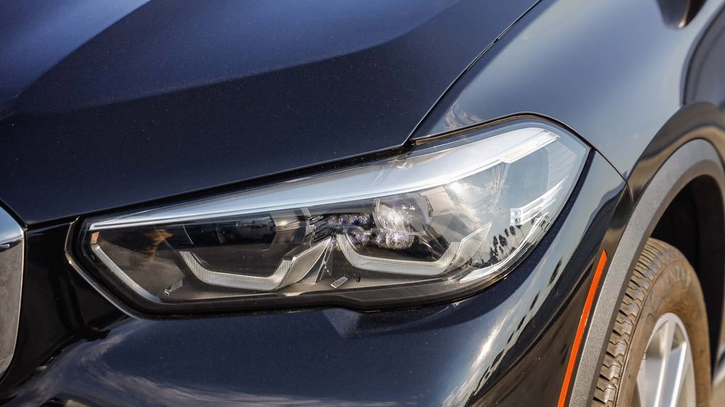 Used 2021 BMW X5 xDrive40i w/ Premium Package image 5