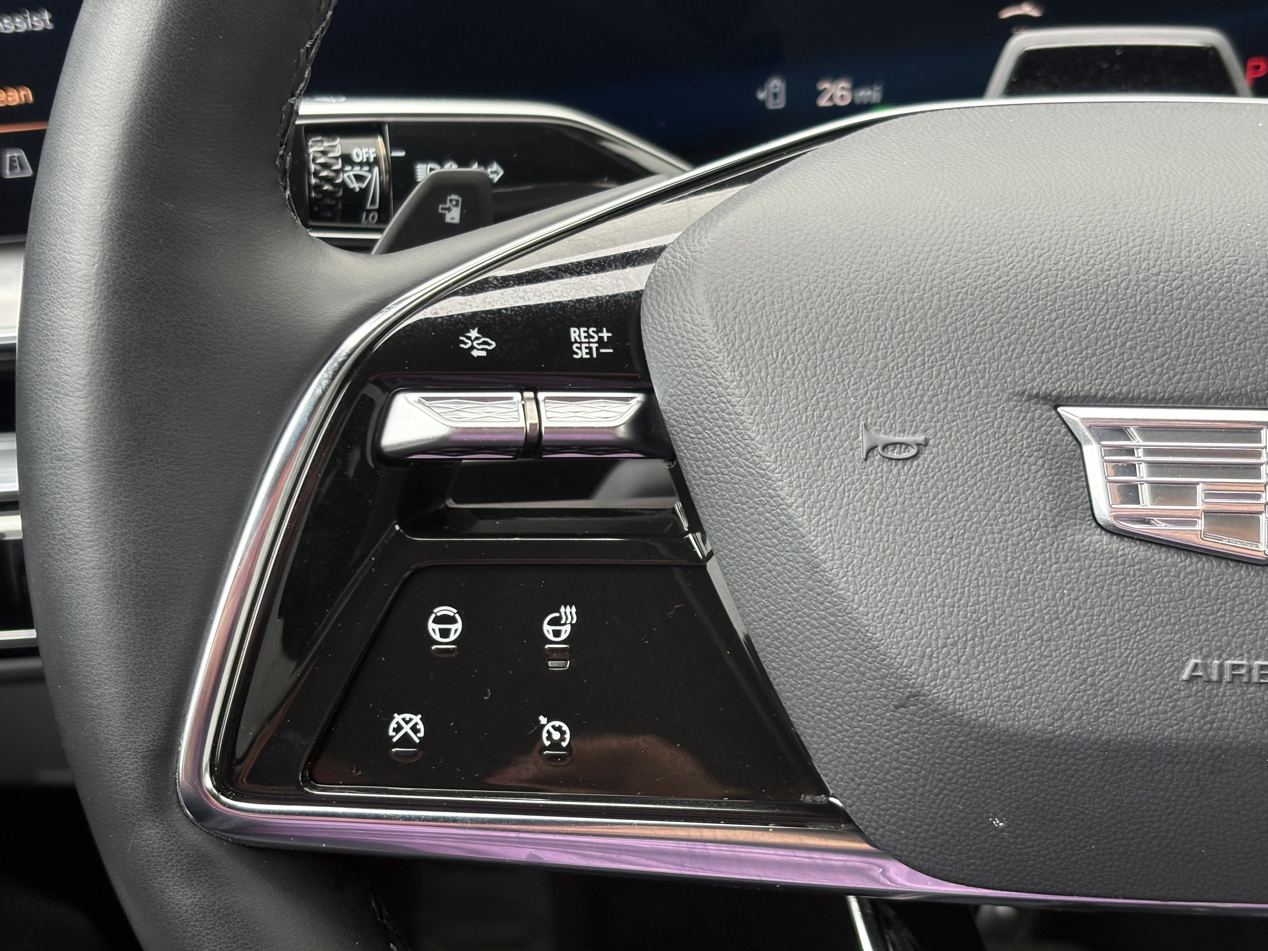 Used 2024 Cadillac Lyriq Sport AWD/4WD image 18