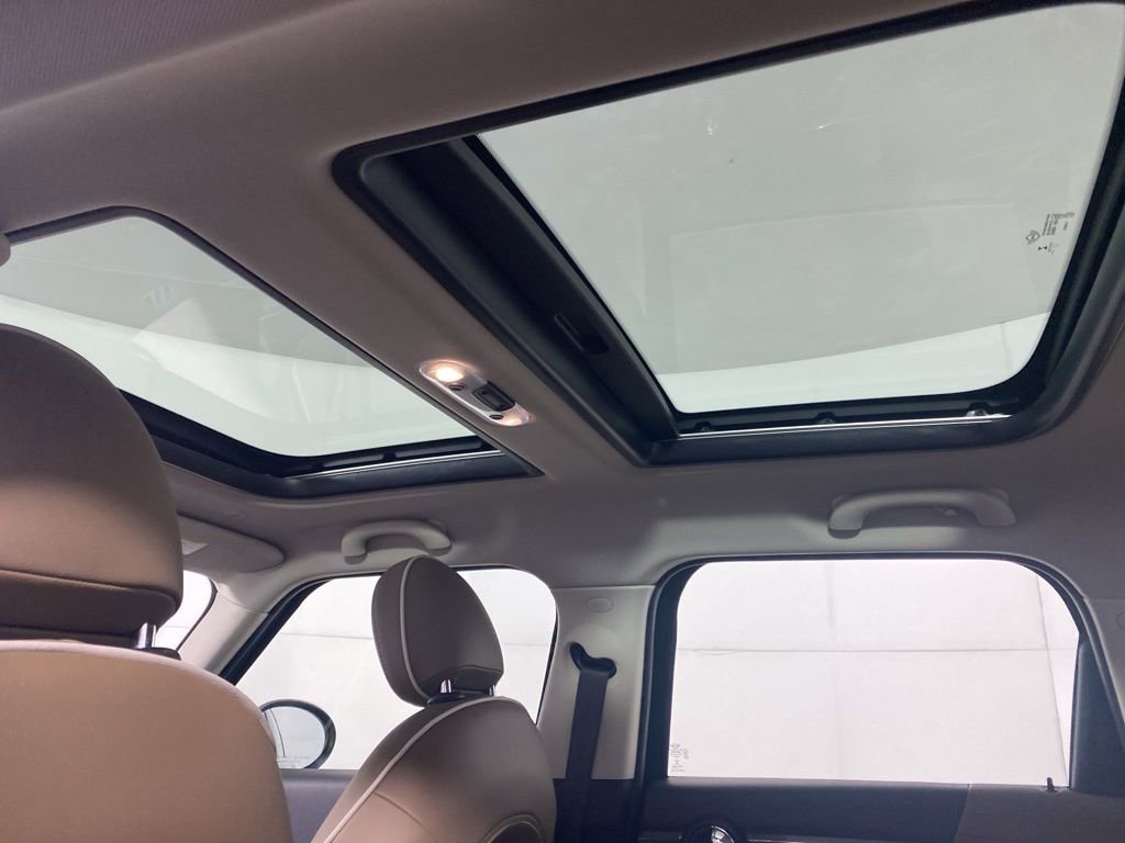 Used 2019 MINI Cooper Countryman S w/ Signature Upholstery Package image 14