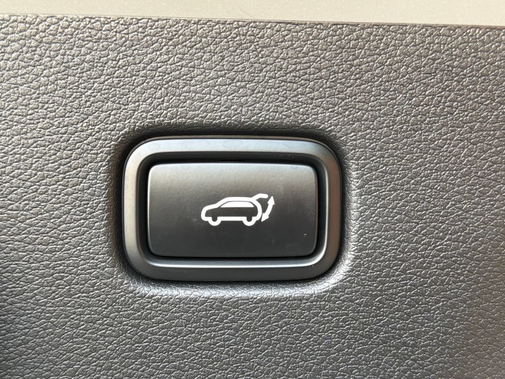 Used 2025 Kia Sportage SX FWD image 35
