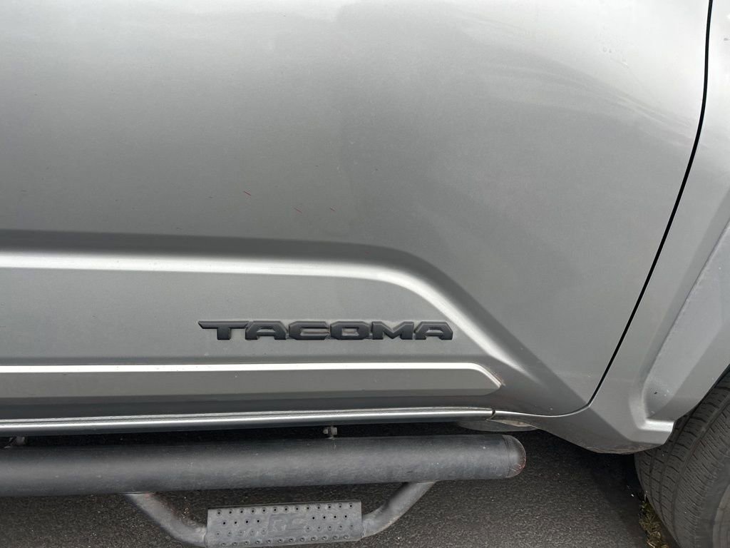 Used 2024 Toyota Tacoma SR5 w/ SR5 Upgrade Package image 12