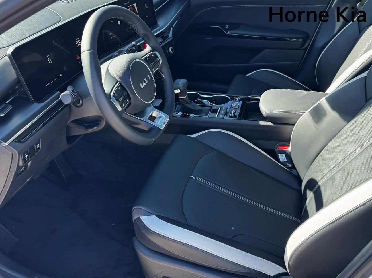 New 2026 Kia K5 GT-Line w/ GT-Line Premium Package FWD image 9