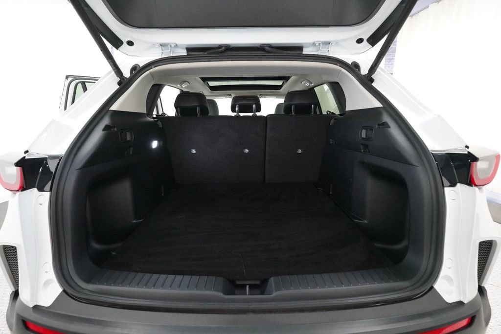 Used 2023 MAZDA CX-50 2.5 S w/ Cargo Package image 10