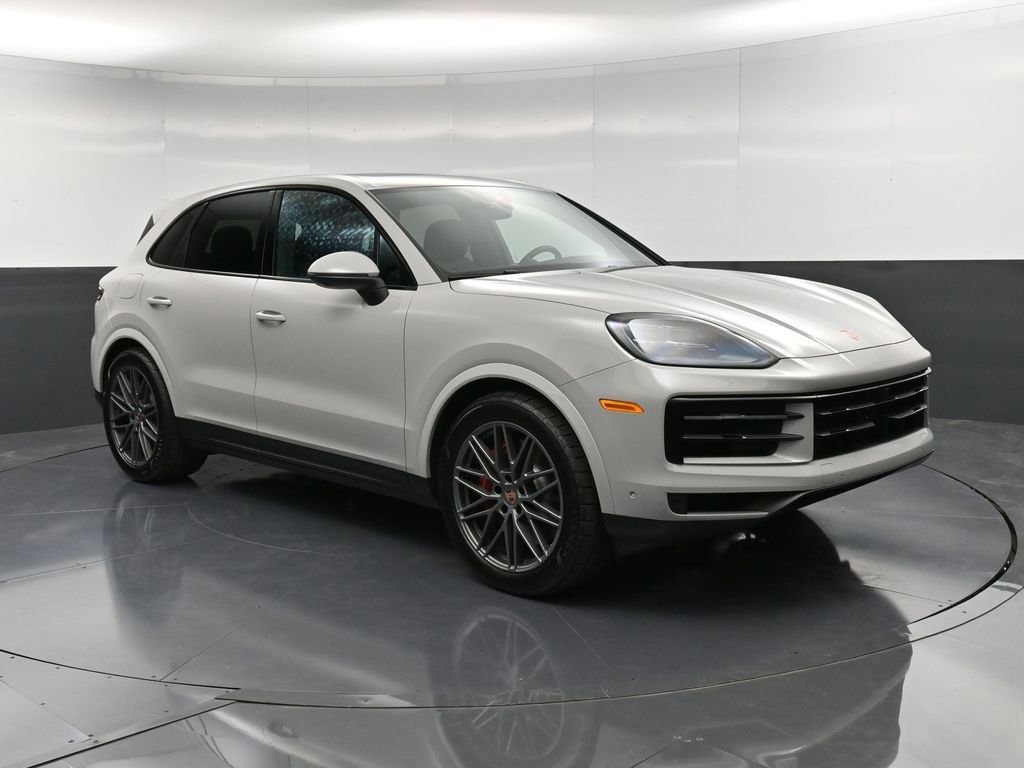 New 2026 Porsche Cayenne S image 10