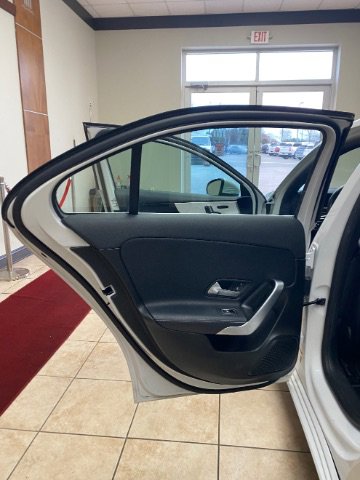 Used 2020 Mercedes-Benz A 220 4MATIC w/ Premium Package image 9