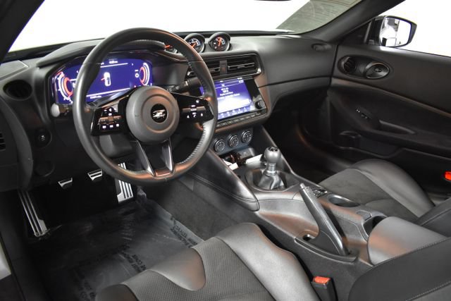Certified 2024 Nissan Z Performance w/ Floor Mat Package RWD image 14