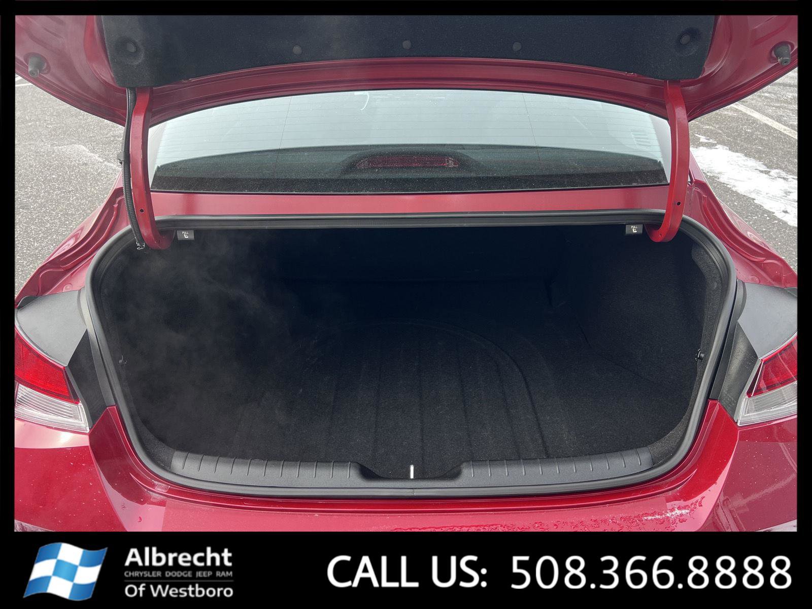 Used 2023 Hyundai Elantra SEL image 15