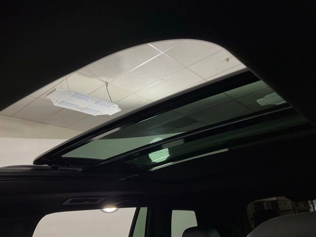 Certified 2025 Cadillac XT6 Sport w/ Technology Package image 17