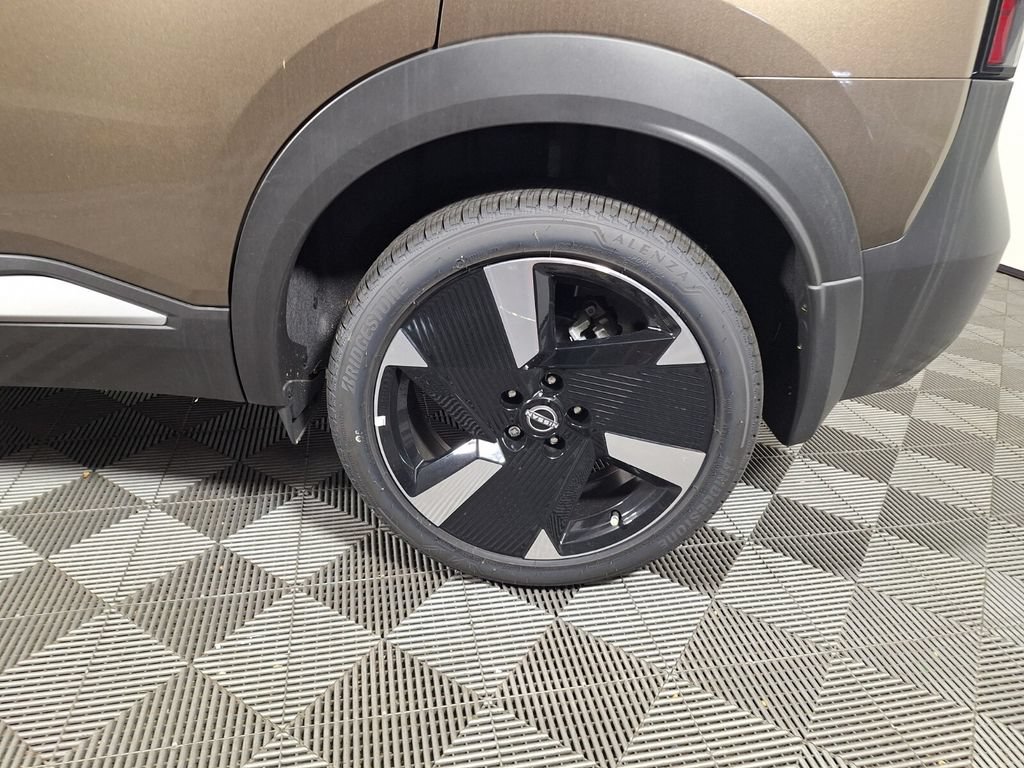 Used 2026 Nissan Kicks SR FWD image 23