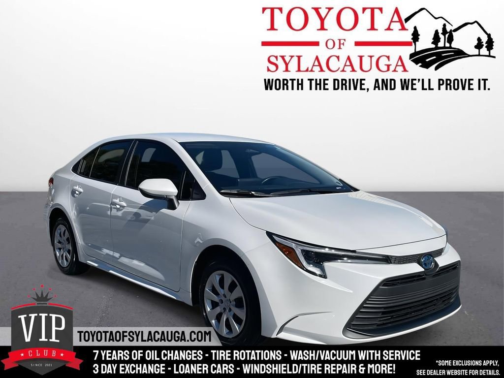 Used 2025 Toyota Corolla LE