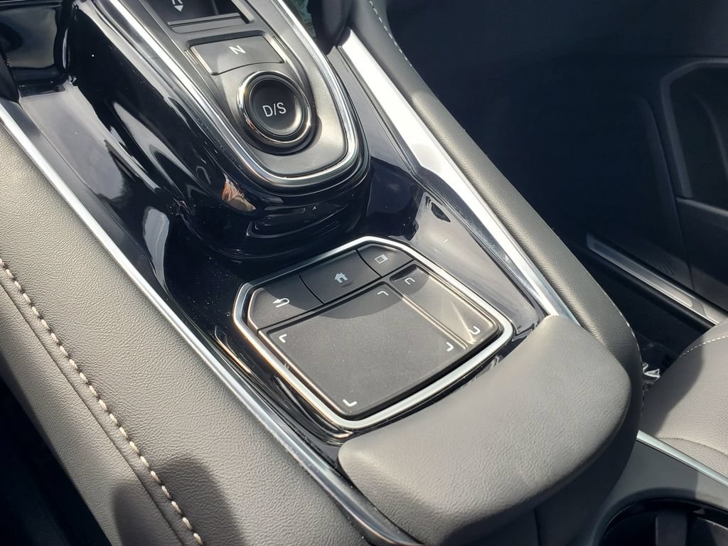 Used 2025 Acura RDX SH-AWD image 33