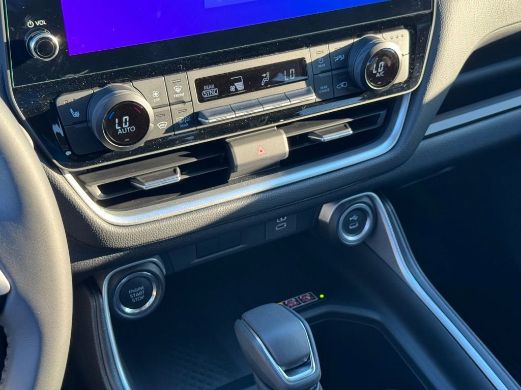 Used 2025 Toyota Grand Highlander FWD image 37