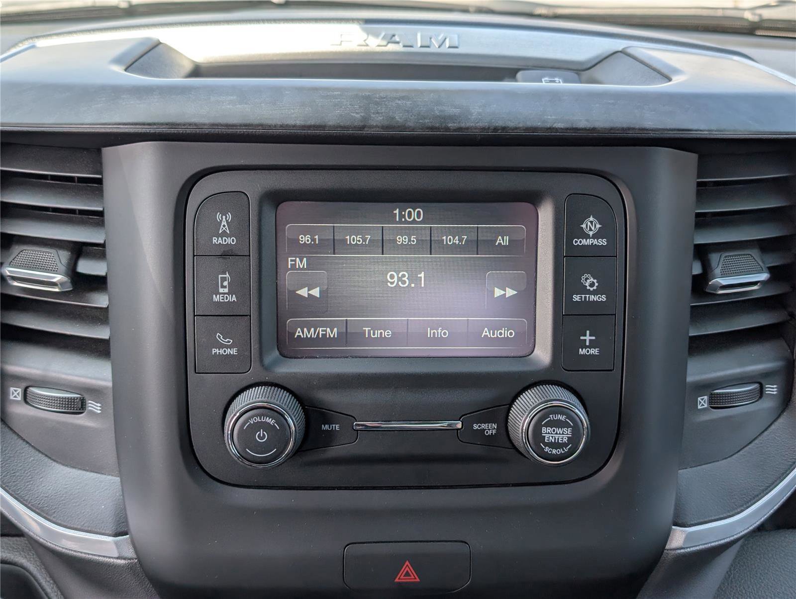 Used 2022 RAM 1500 Big Horn AWD/4WD image 25
