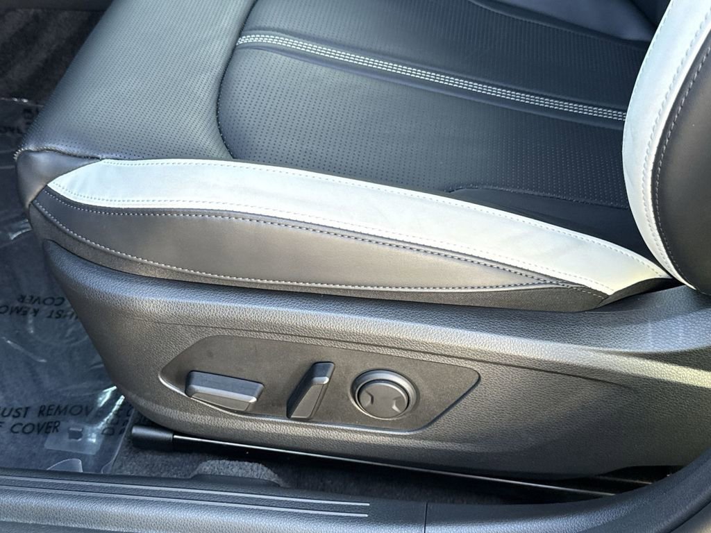 Used 2025 Kia K5 GT-Line image 14