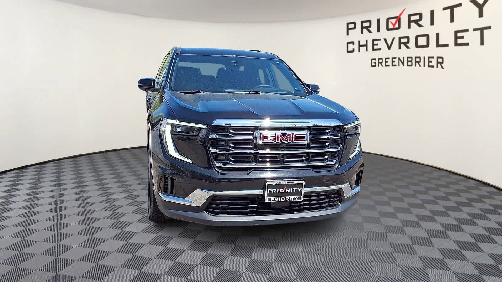 Certified 2025 GMC Acadia Elevation FWD image 3