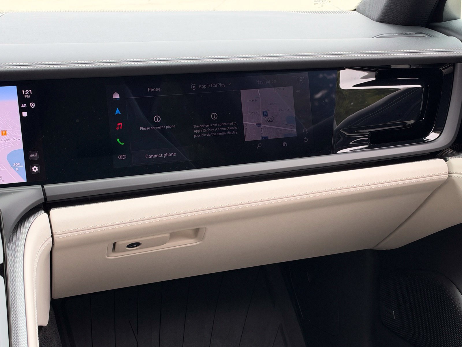 Certified 2026 Porsche Panamera 4 AWD/4WD image 33