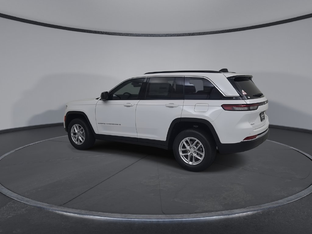New 2026 Jeep Grand Cherokee Laredo X AWD/4WD image 10