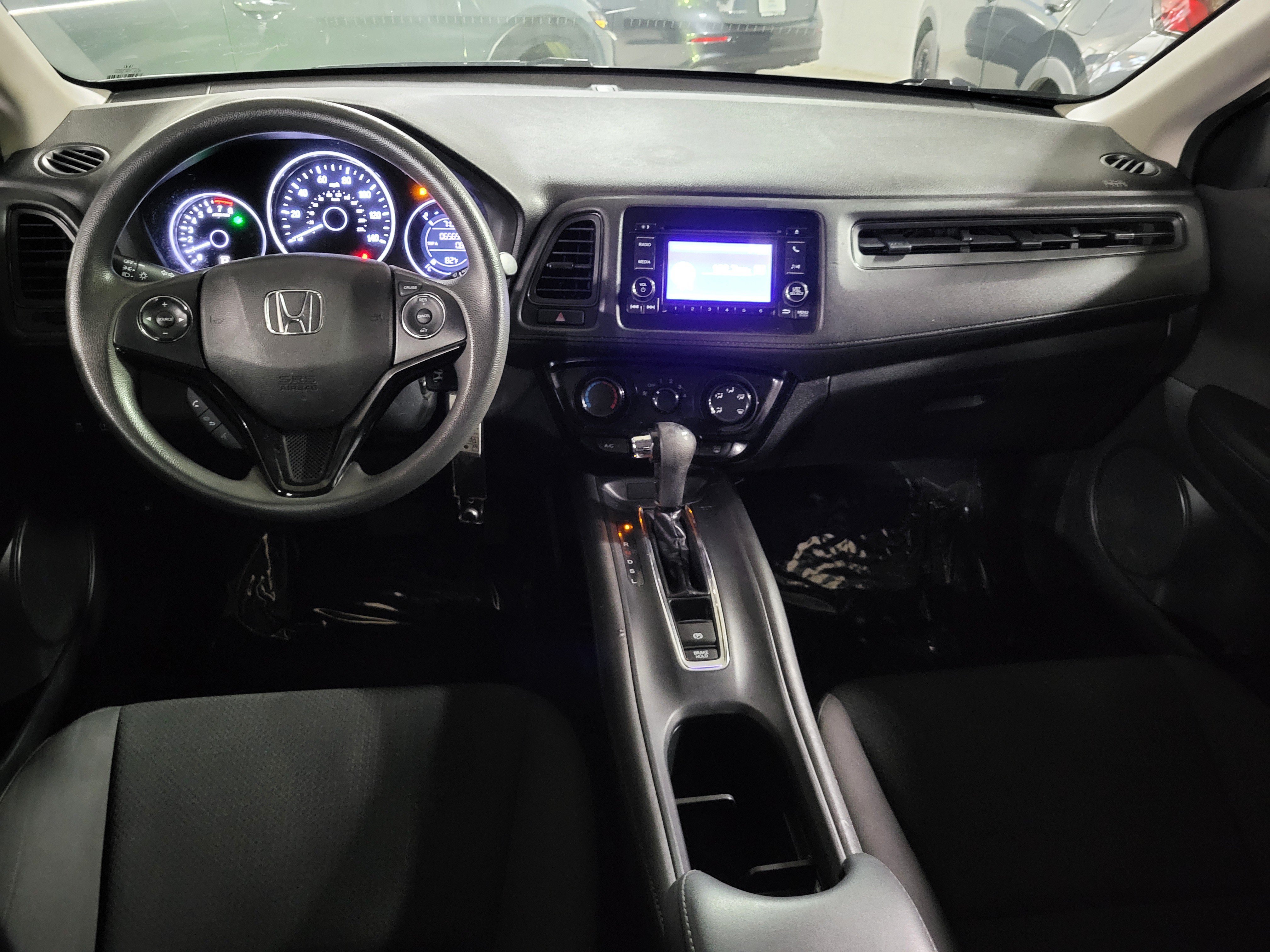 Used 2020 Honda HR-V LX image 12