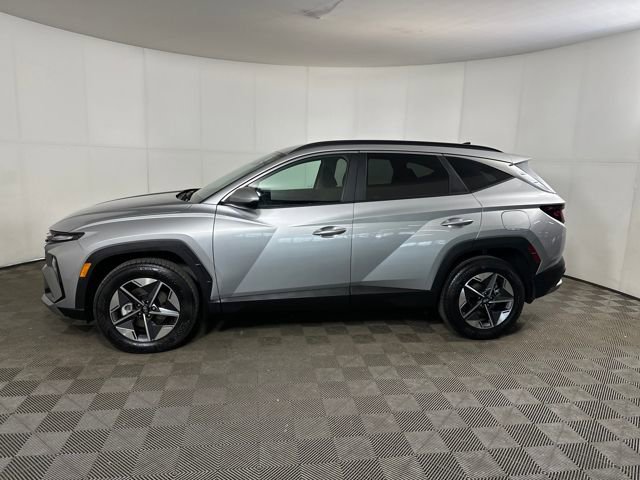 Certified 2025 Hyundai Tucson SEL image 6