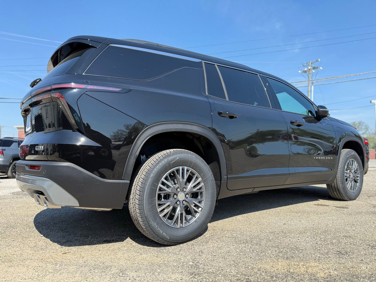 New 2026 Chevrolet Traverse LT image 7