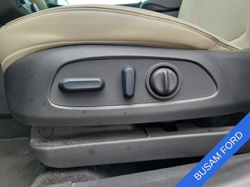 Used 2023 Buick Encore GX Preferred w/ Cold Weather Comfort Package FWD image 10