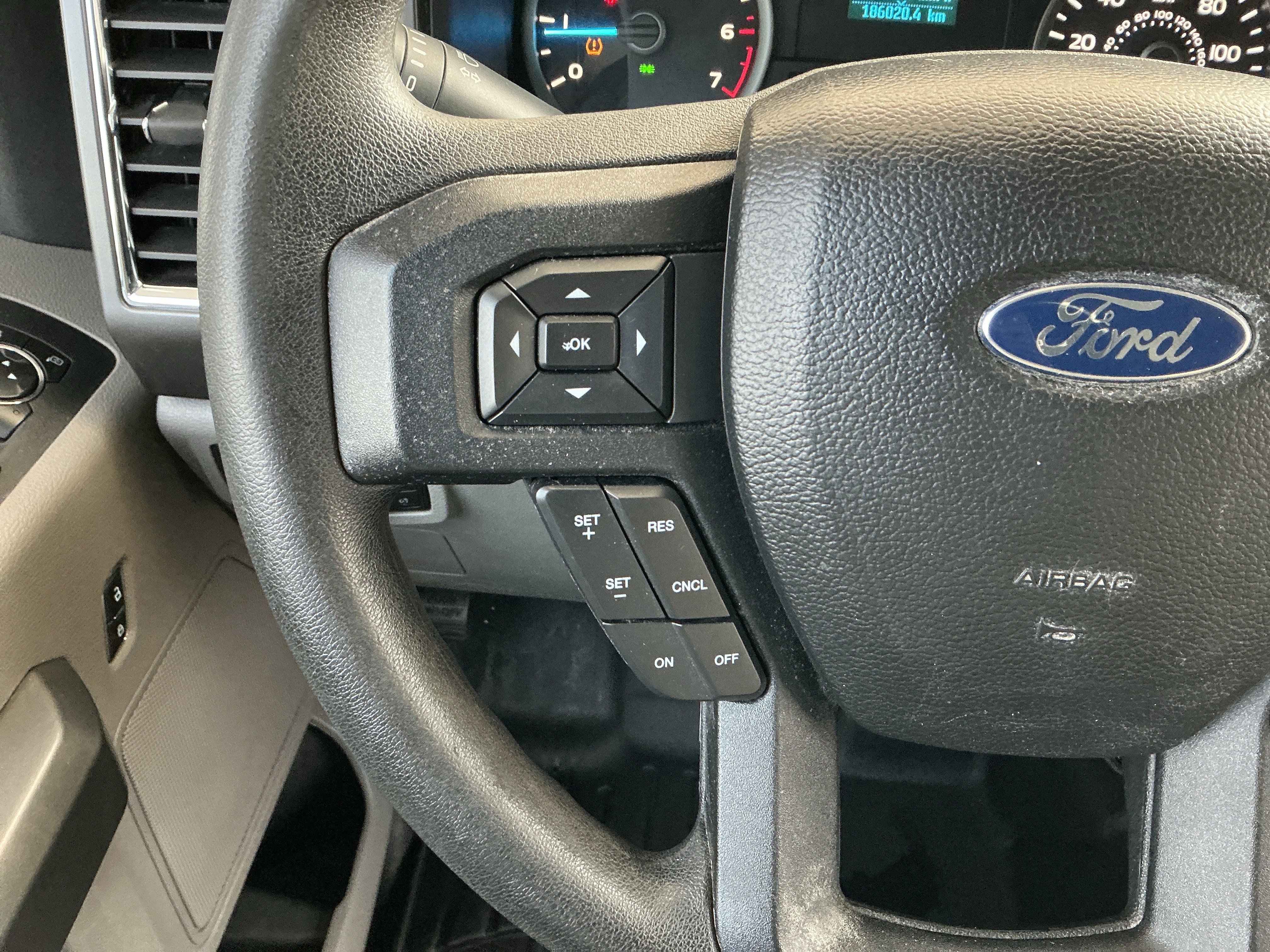 Used 2016 Ford F150 XLT image 12