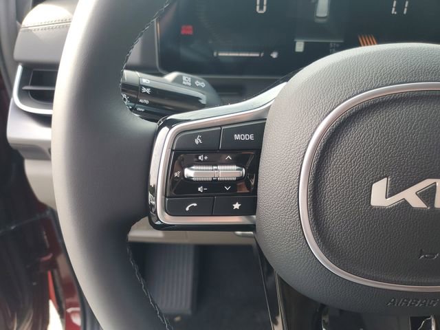 New 2026 Kia Carnival FWD image 17