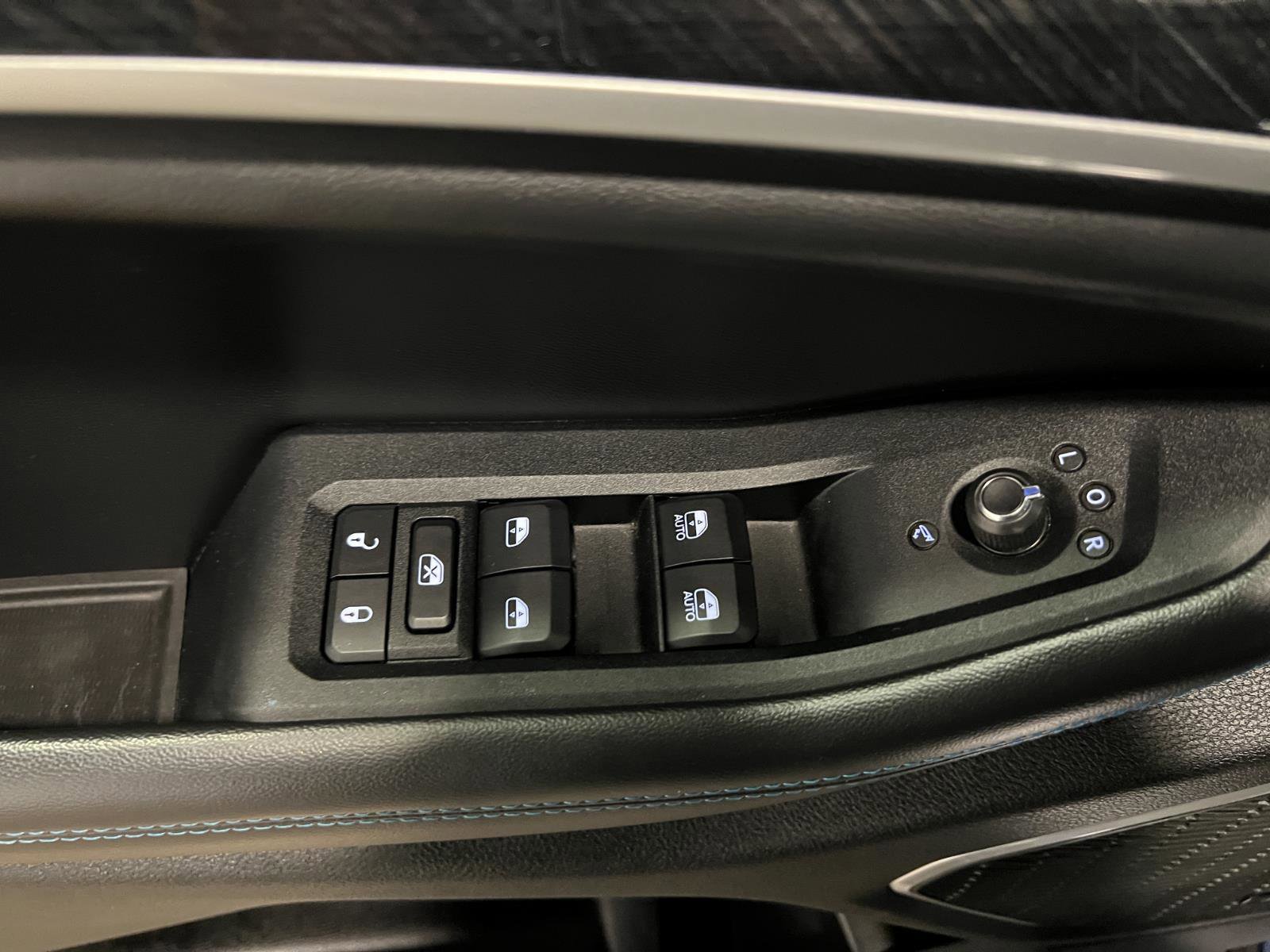 Used 2024 Jeep Grand Cherokee Trailhawk image 26