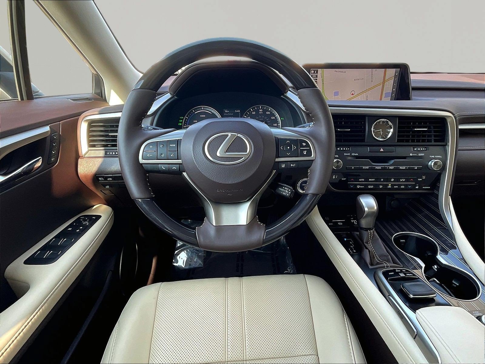 Used 2017 Lexus RX 450h AWD w/ Luxury Package image 8