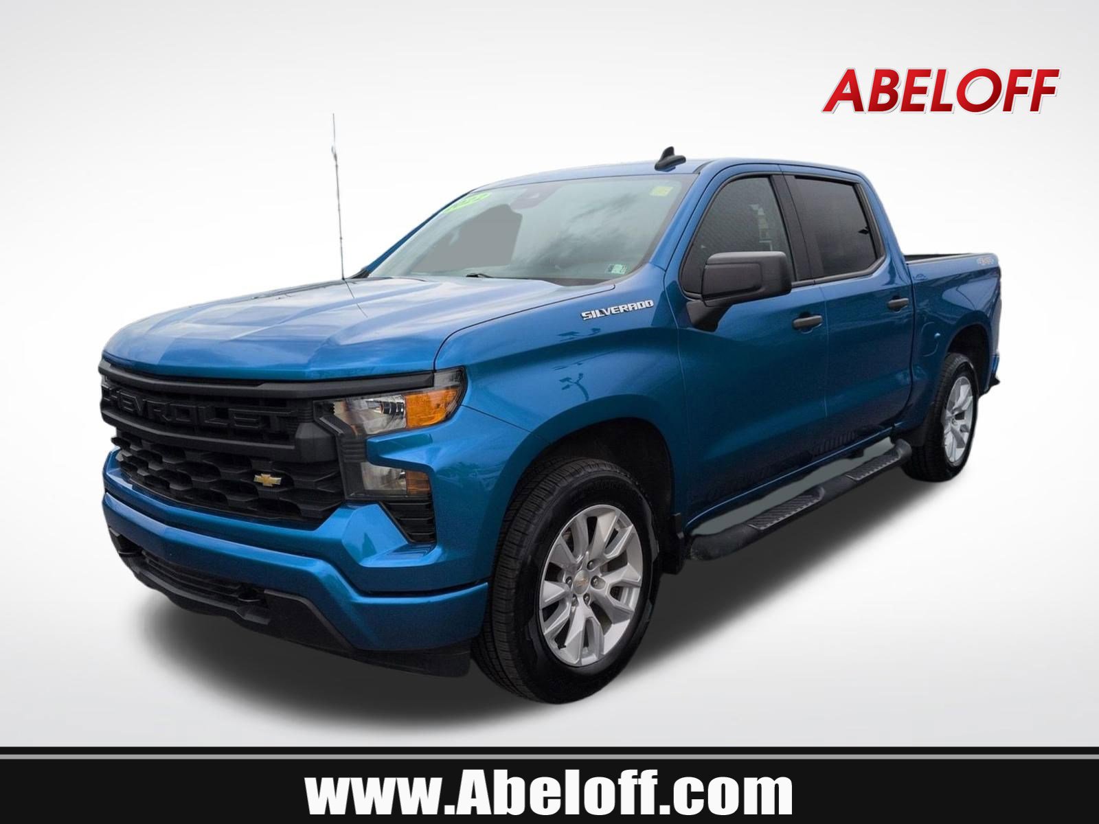 Used 2022 Chevrolet Silverado 1500 Custom image 1