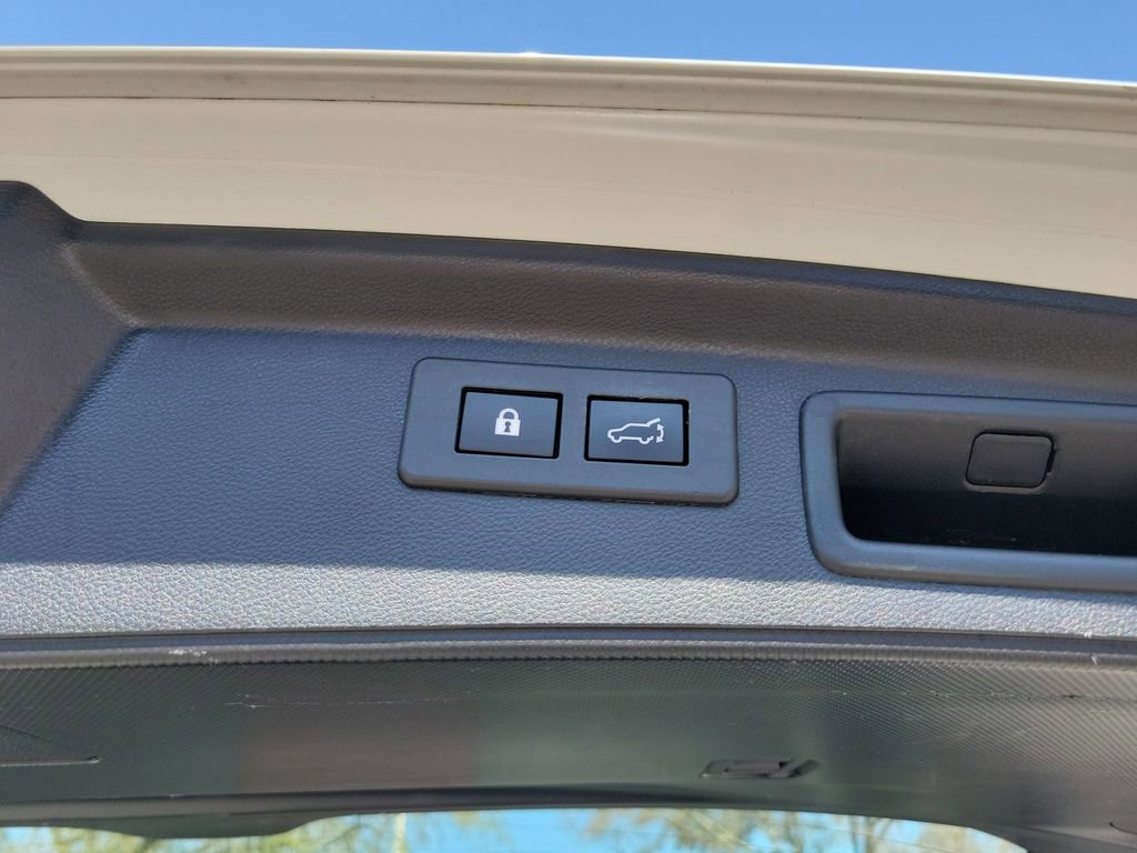 Used 2020 Subaru Forester Premium image 15