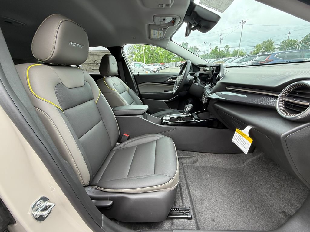 New 2026 Chevrolet Trax ACTIV w/ Driver Confidence Package FWD image 23