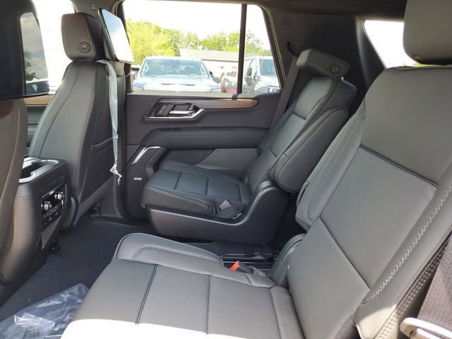 New 2026 GMC Yukon Denali w/ Denali Reserve Package AWD/4WD image 11