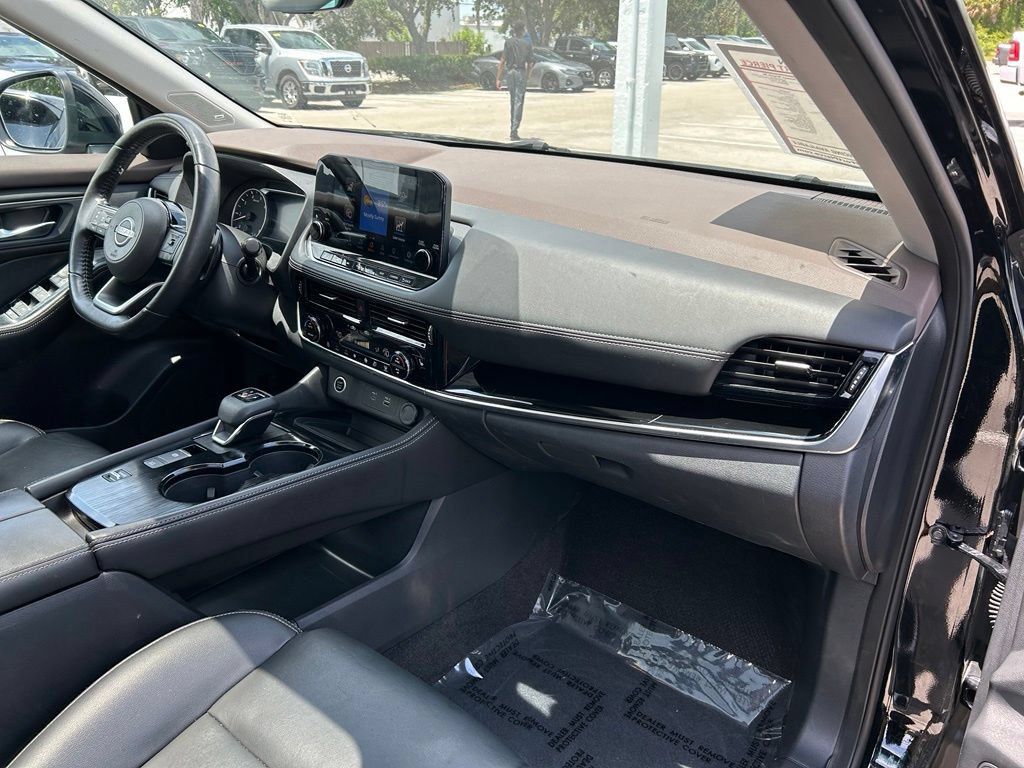 Used 2023 Nissan Rogue SL w/ SL Premium Package FWD image 44