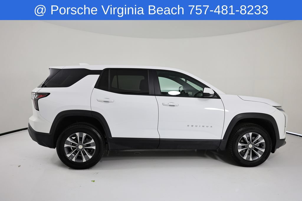 Used 2026 Chevrolet Equinox LT AWD/4WD image 8