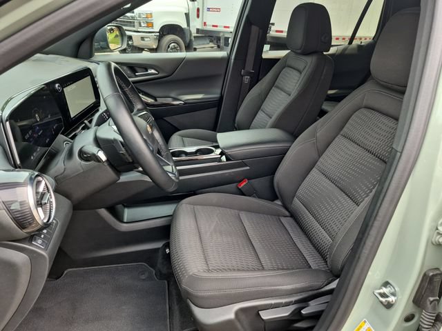 Used 2025 Chevrolet Equinox LT w/ Safety and Technology Package AWD/4WD image 21