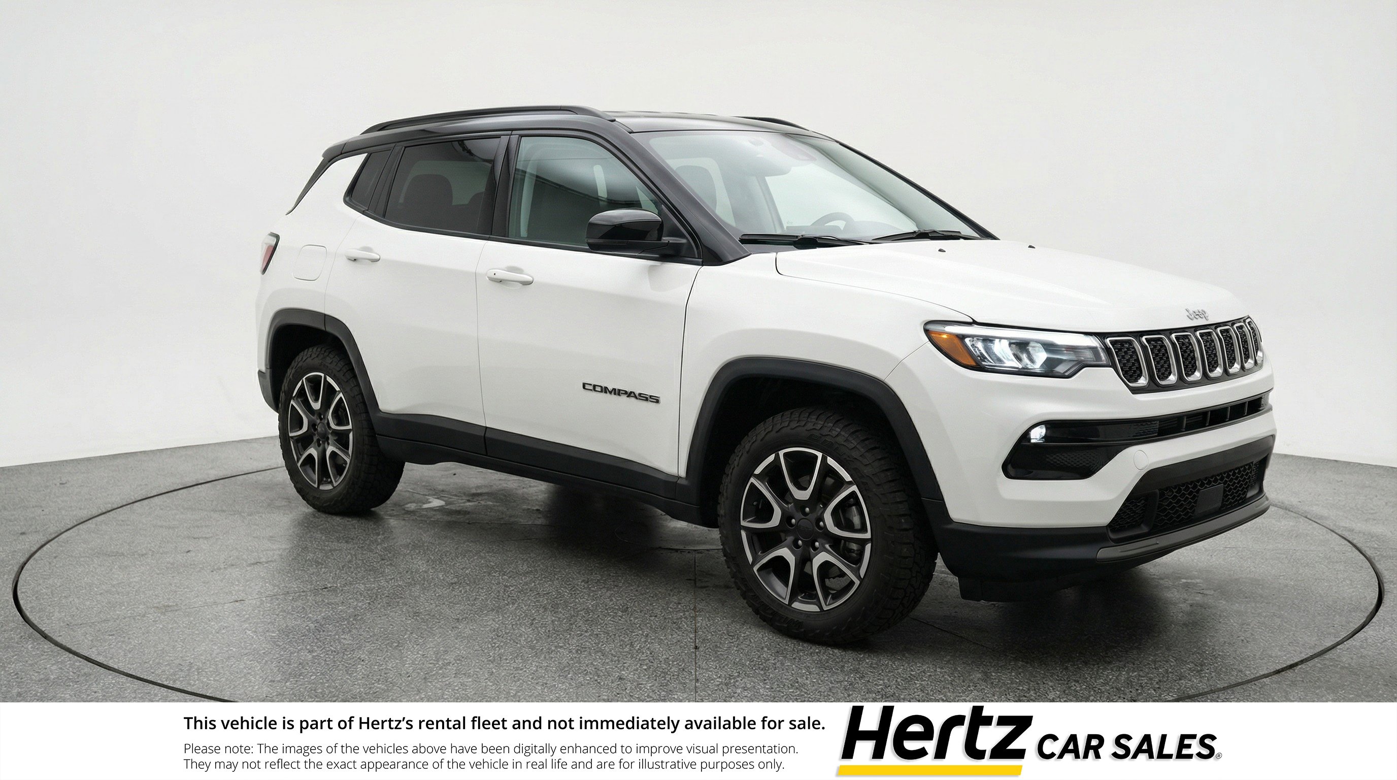 Used 2025 Jeep Compass Trailhawk image 1