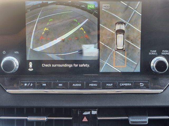 Used 2023 Mitsubishi Outlander SEL FWD image 16