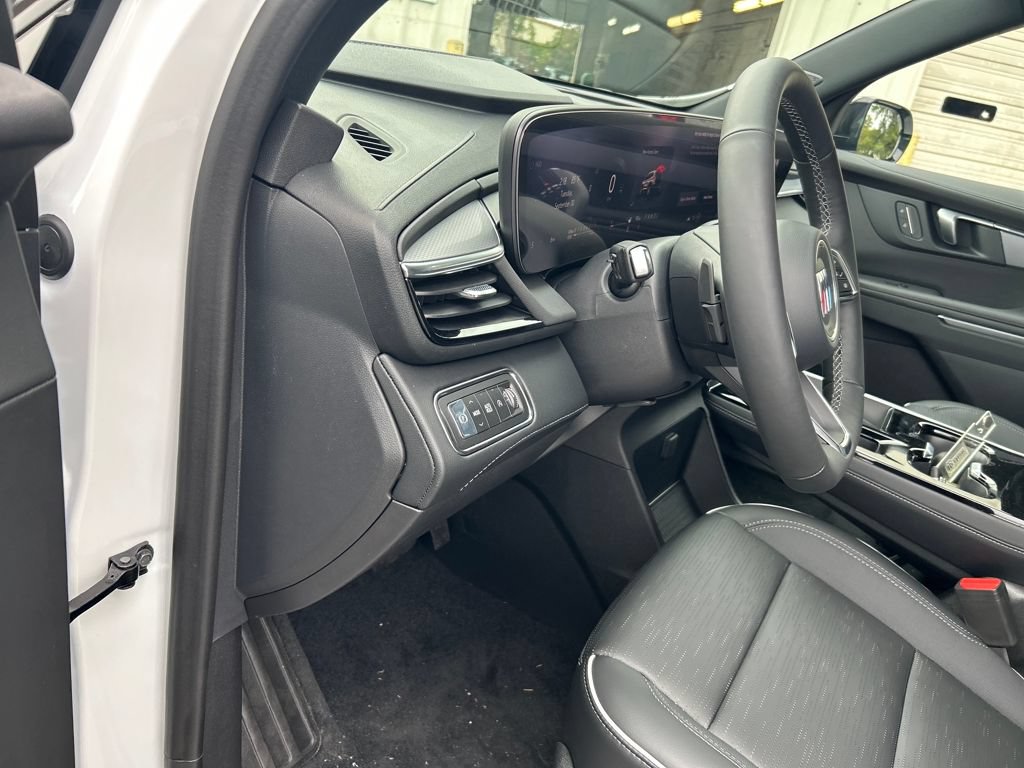 New 2026 Buick Enclave Sport Touring w/ Power Package FWD image 15