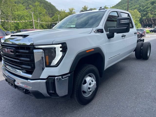 New 2026 GMC Sierra 3500 Pro w/ Convenience Package AWD/4WD image 12