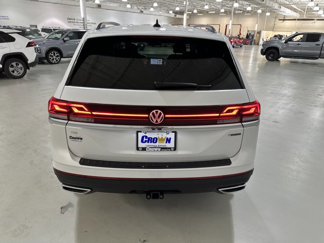 New 2026 Volkswagen Atlas SE image 8