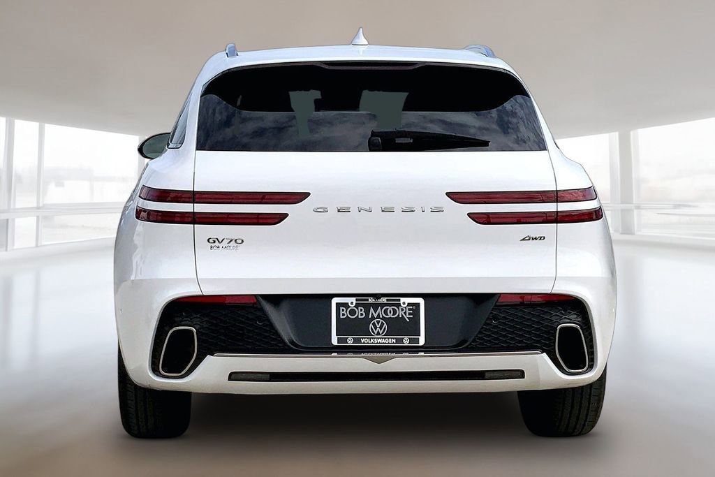 Used 2023 Genesis GV70 2.5T w/ Advanced Package AWD/4WD image 4
