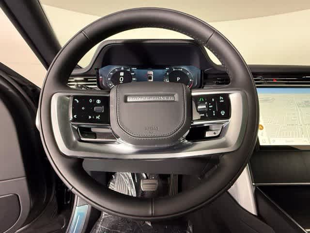 New 2027 Land Rover Range Rover Long Wheelbase SE AWD/4WD image 30