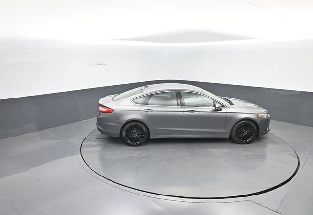 Used 2014 Ford Fusion SE w/ Equipment Group 202A image 26
