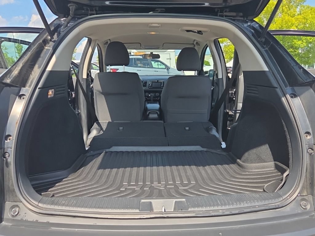 Used 2022 Honda HR-V LX image 27