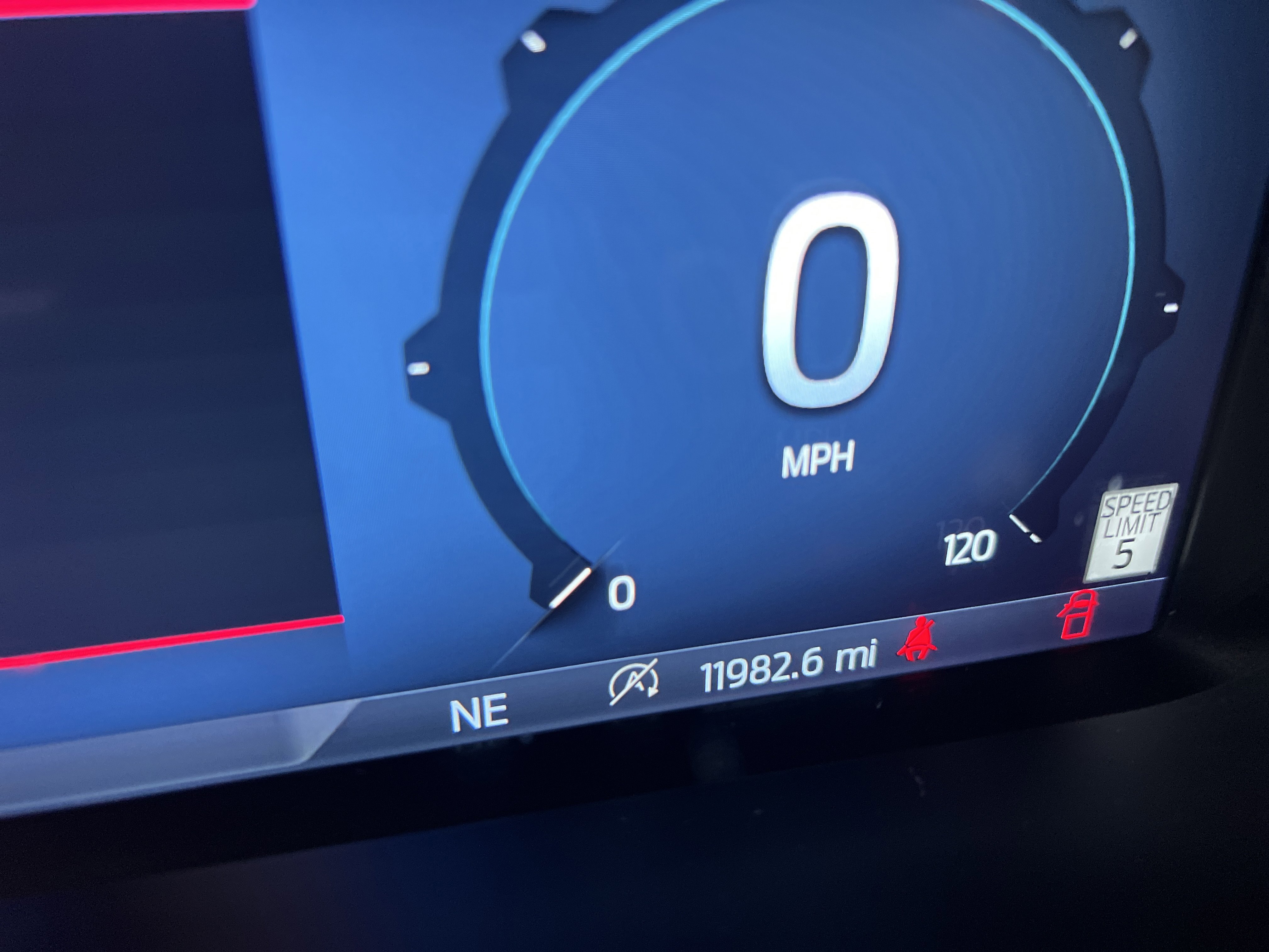 Used 2024 Ford F150 XLT w/ Equipment Group 302A MID image 4