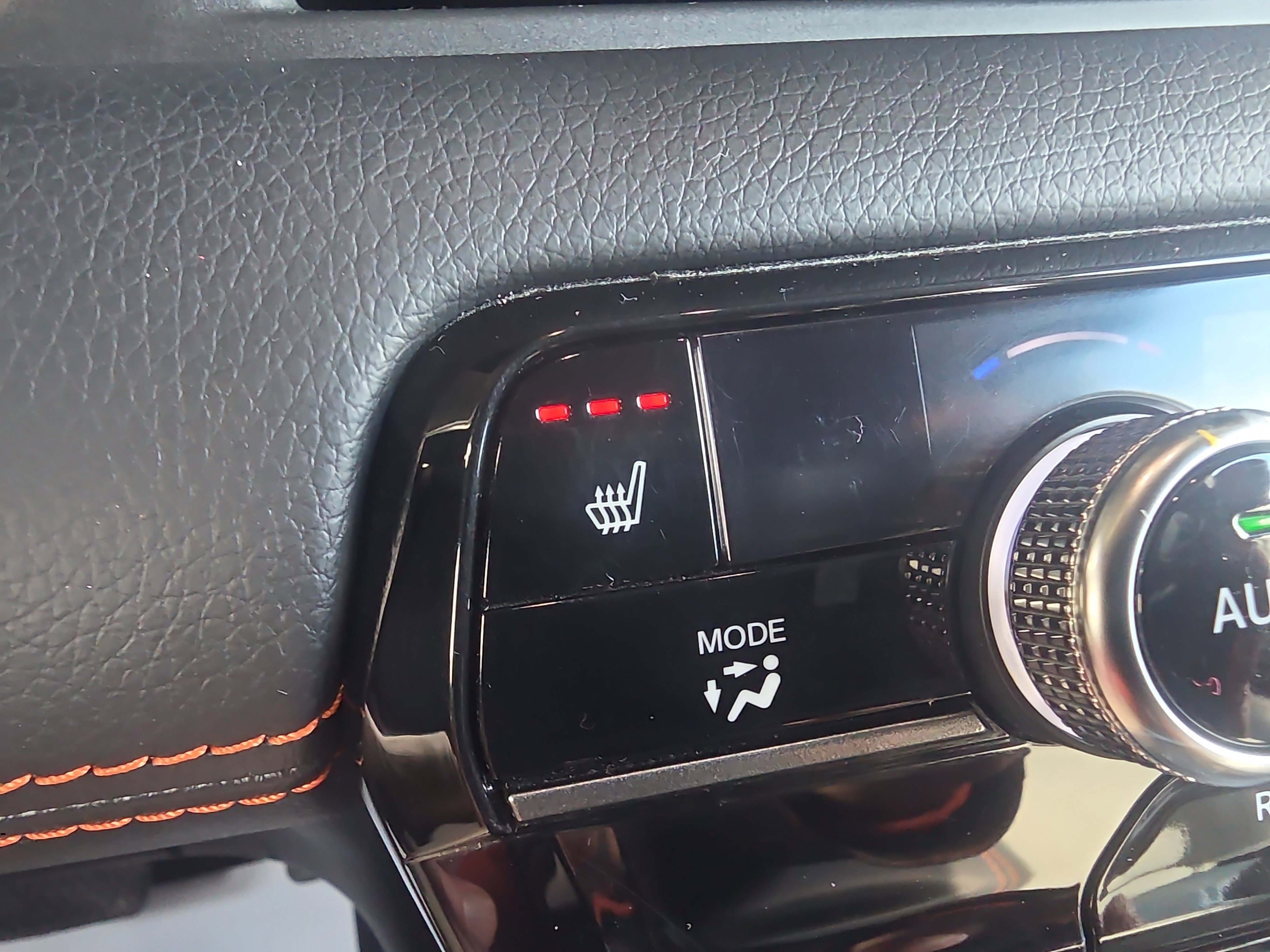 Used 2023 Honda Pilot TrailSport image 28